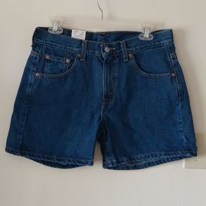NWT Levi's classic short